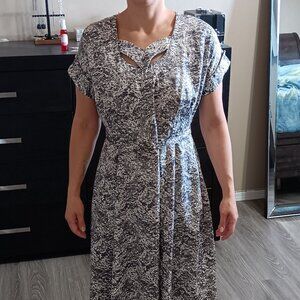 Vintage Print Dress An Ambassador Original by Mi-Lady Cut Out 1960s 60s Belt